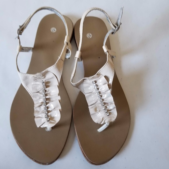 womens cream sandals